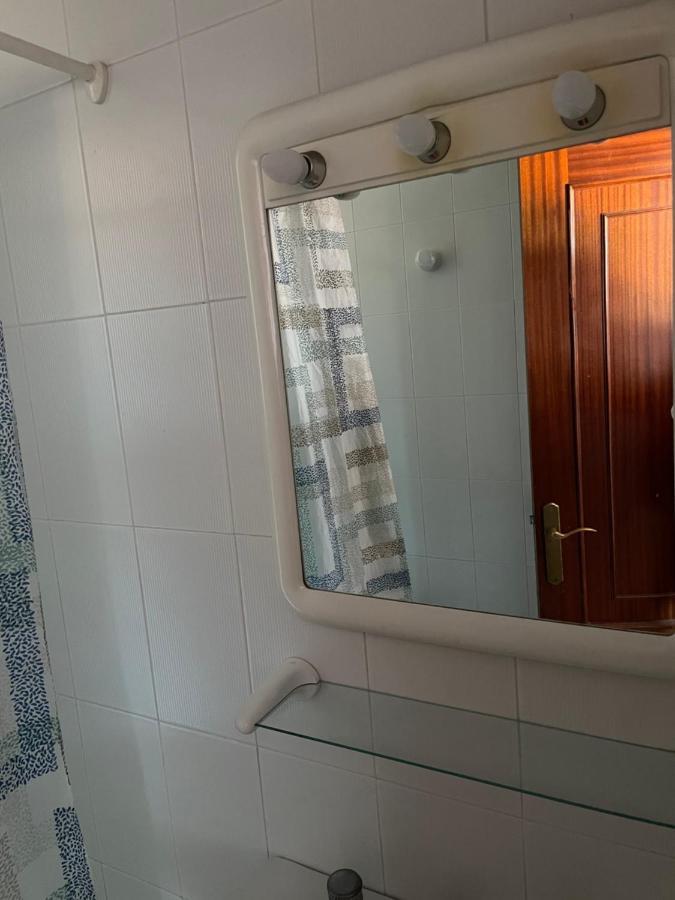 Albergue Hostal Sao Telmo Tui Bagian luar foto
